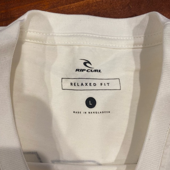 Rip Curls relaxed fit Tee - Picture 3 of 6